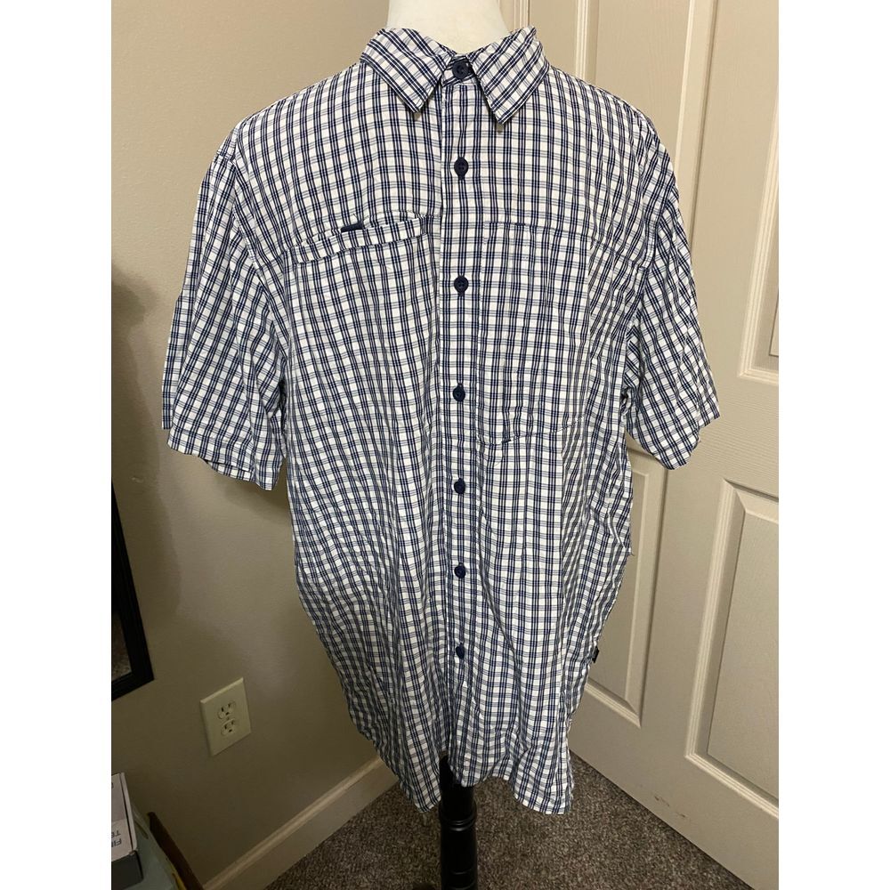The North Face Men's Plaid Button-Down Shirt Casual Short Sleeve‎ Outdoor Wear